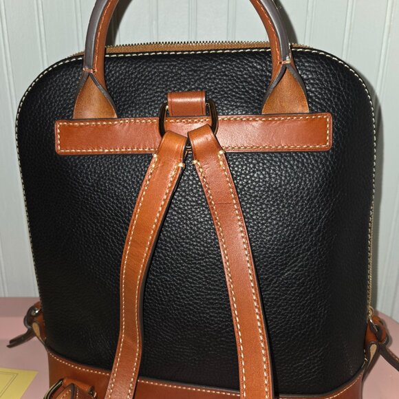 Dooney & Bourke pebble grain leather zip Backpacks - Picture 4 of 10